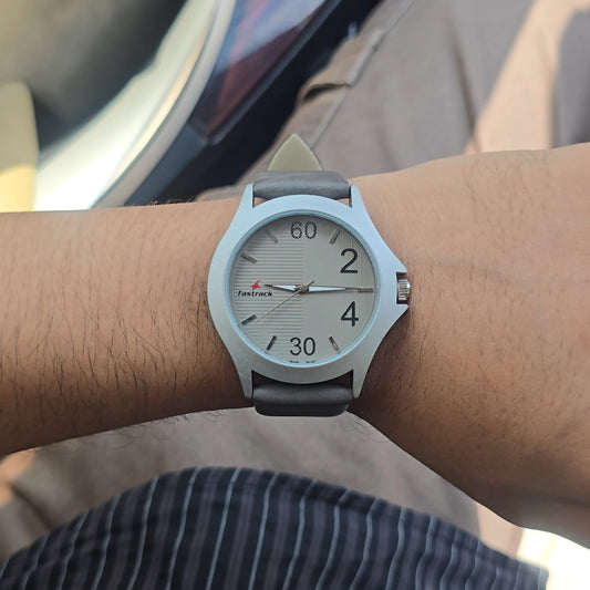 Fastrack LM45 Men's Watch (Gray:Dark Gray)